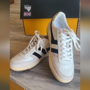 Gola Hawk Trainer - White and Black and White Women's